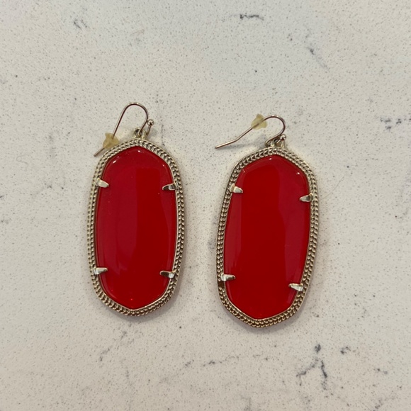 Kendra Scott Earrings - Picture 2 of 2